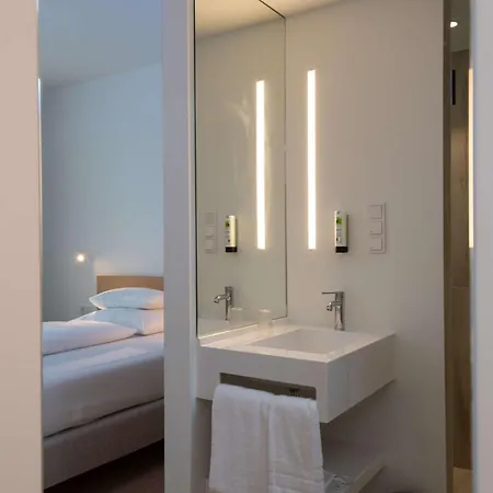 Western Spinnerei Hotell 3*