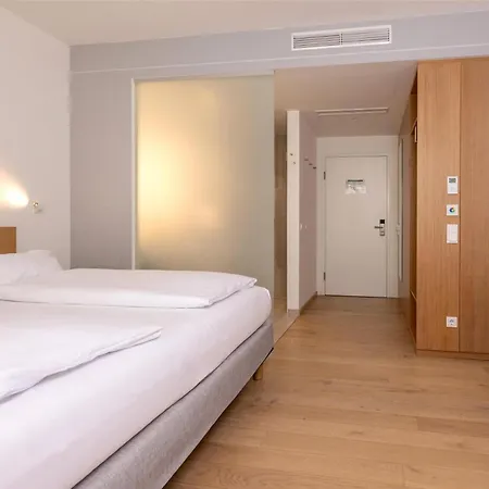 Western Spinnerei Hotel 3*