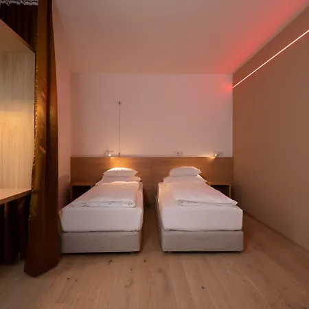 Western Spinnerei 호텔