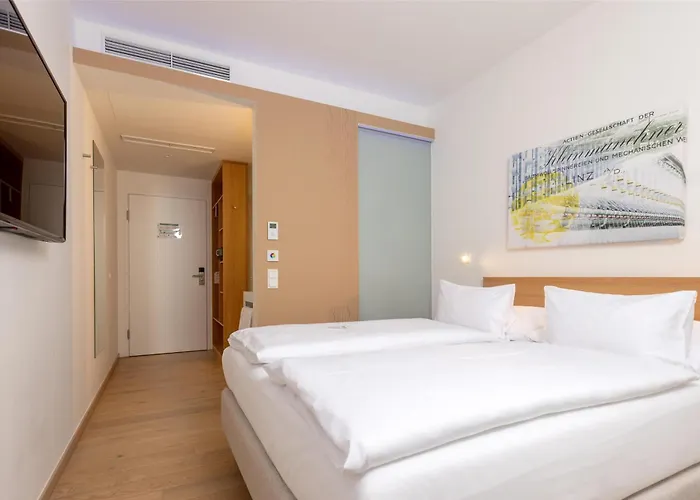 Western Spinnerei Hotel